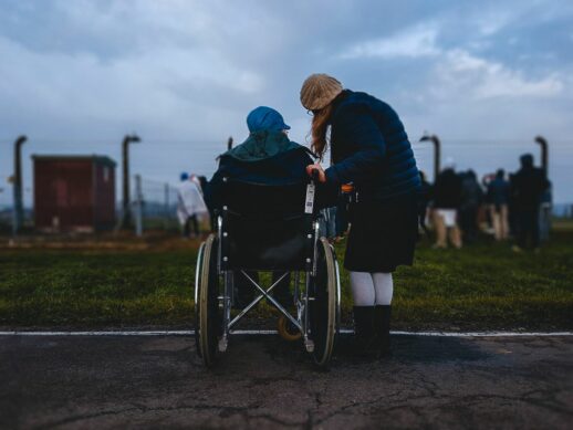 Un decreto del ministro Alessandra Locatelli aggiorna l'elenco degli enti di Terzo settore legittimati ad agire in giudizio in difesa delle persone con disabilità vittime di discriminazioni